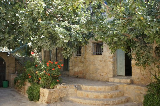 Dana Hotel